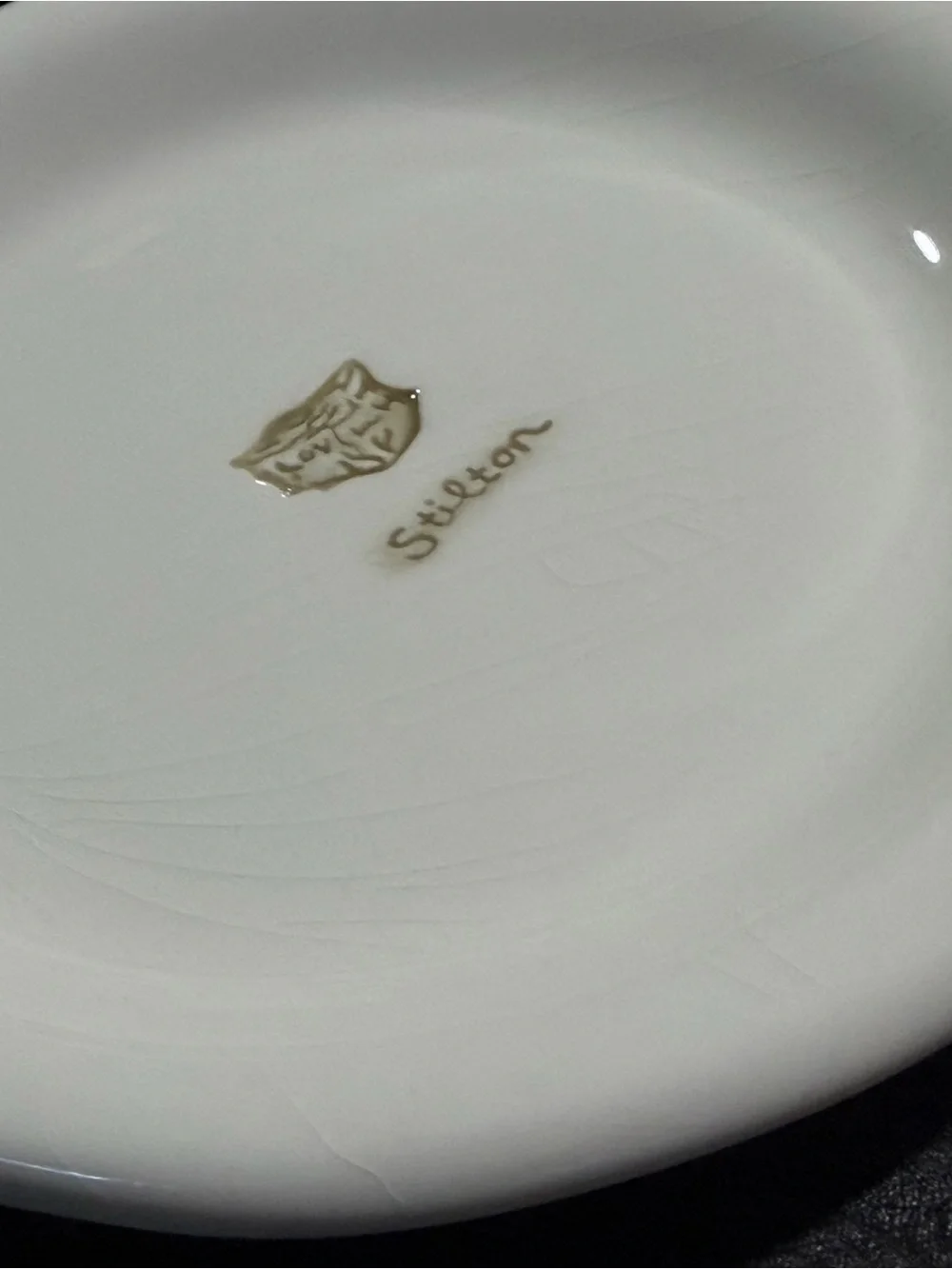 Williams Sonoma Cream Appetizer Plates Gift Box with six plates.